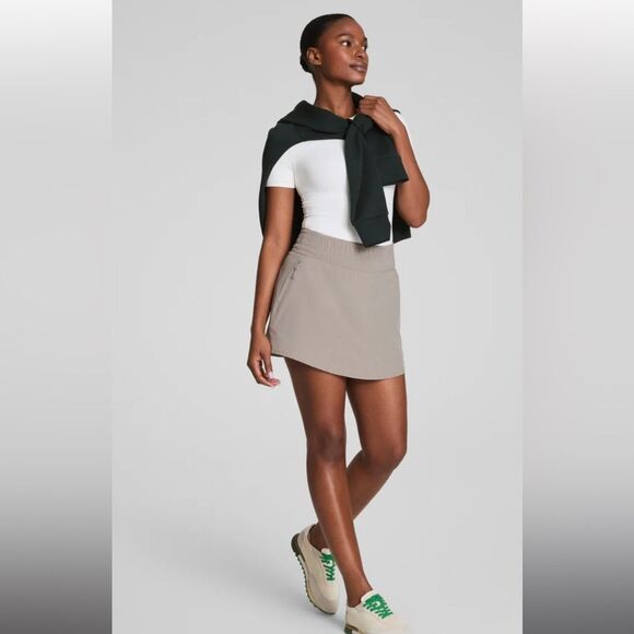 NWT Spanx On the Move Skort Stone Gray XL - Picture 2 of 7